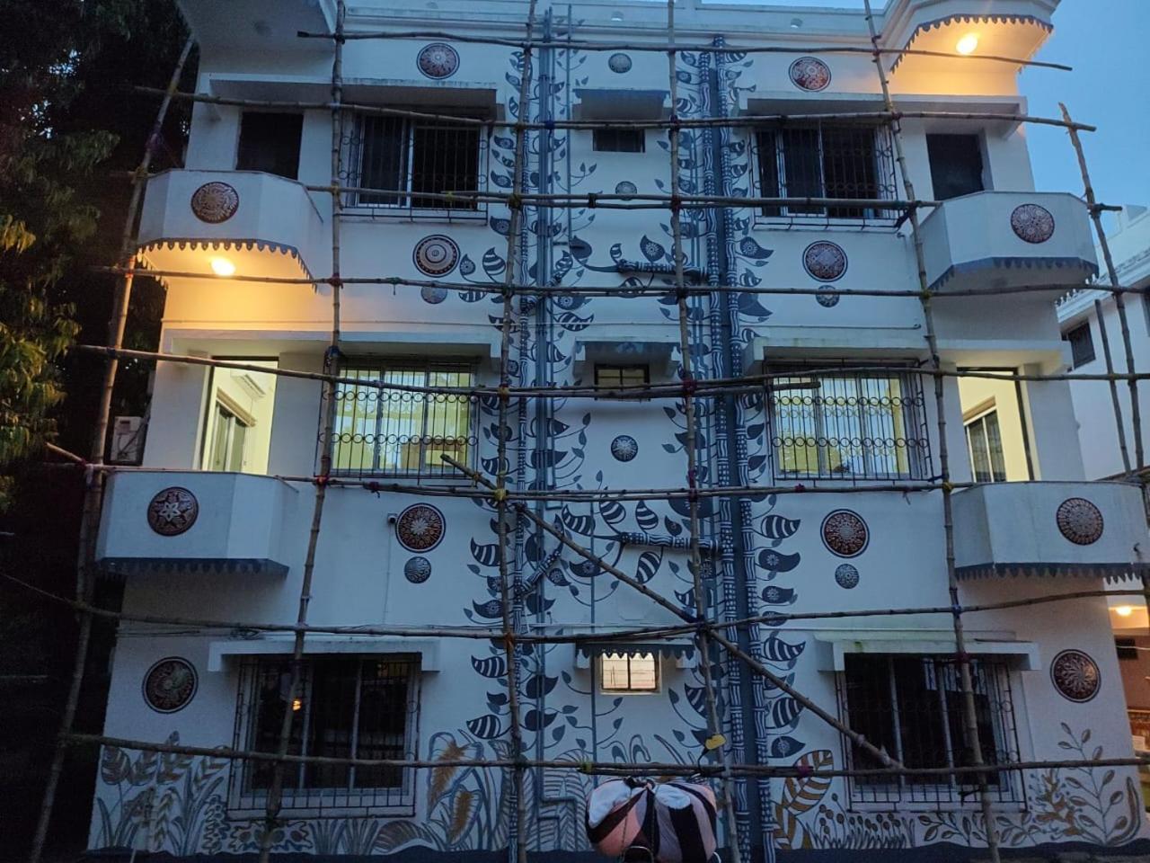 Hotel Kolam Shānti Niketan Exterior foto